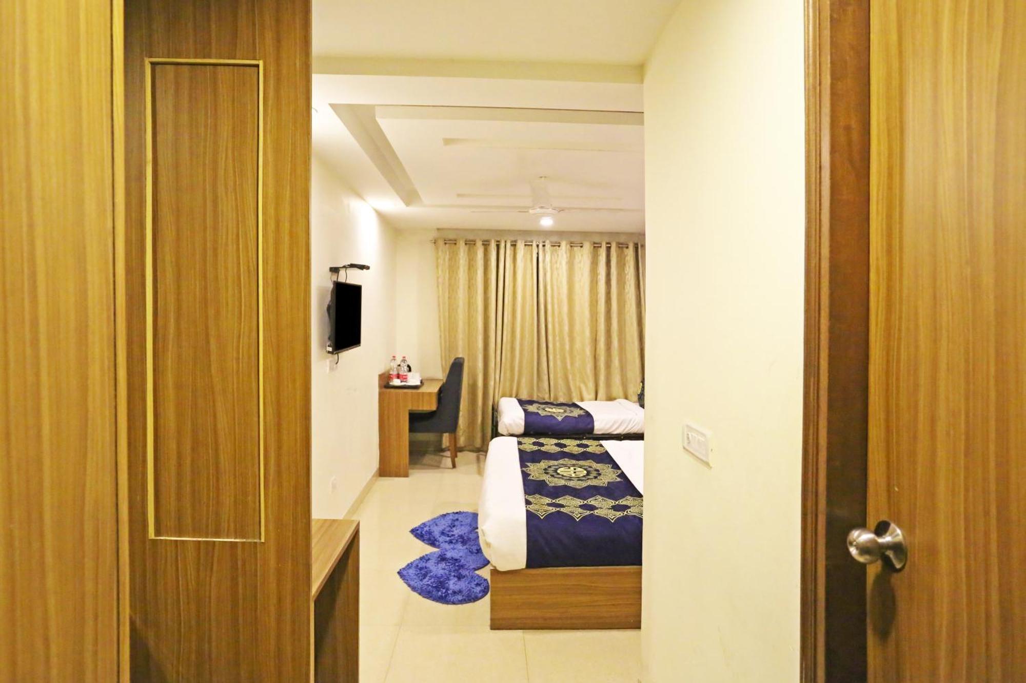 Hotel Grand Suites By D'Capitol Near Delhi Airport New Delhi Exterior foto