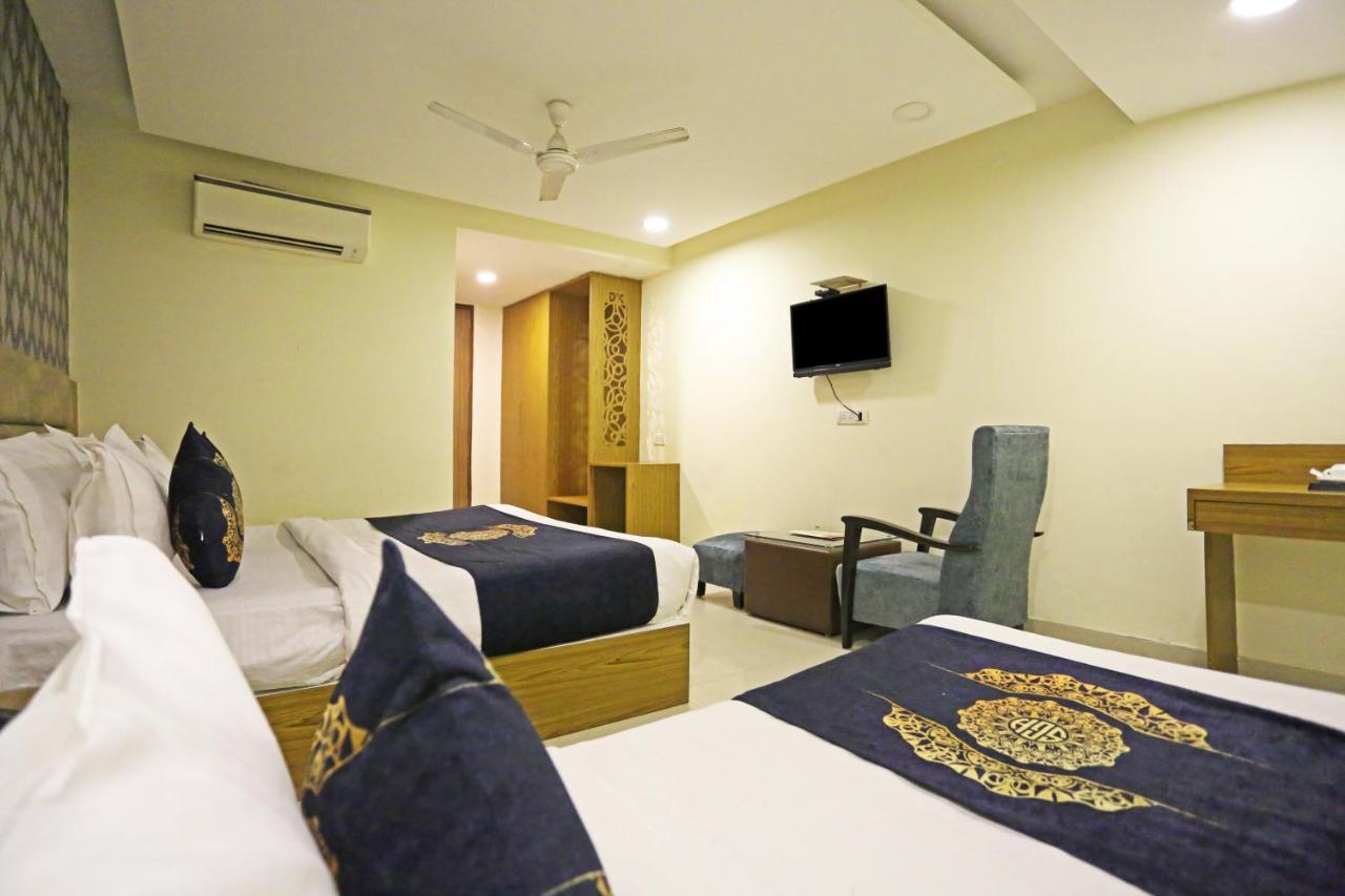 Hotel Grand Suites By D'Capitol Near Delhi Airport New Delhi Exterior foto