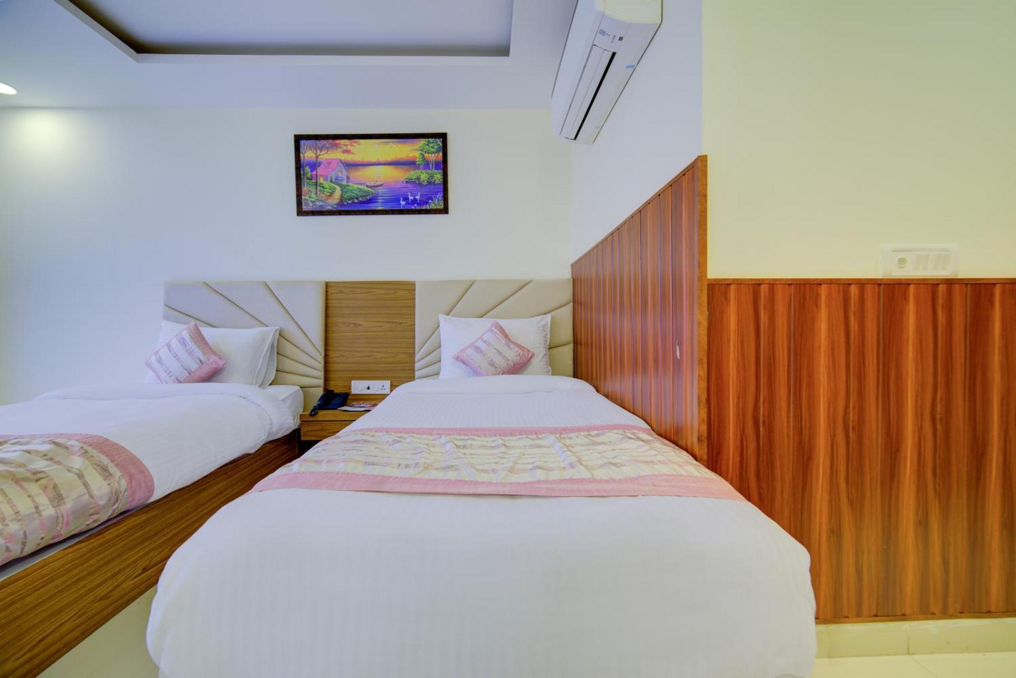 Hotel Grand Suites By D'Capitol Near Delhi Airport New Delhi Exterior foto