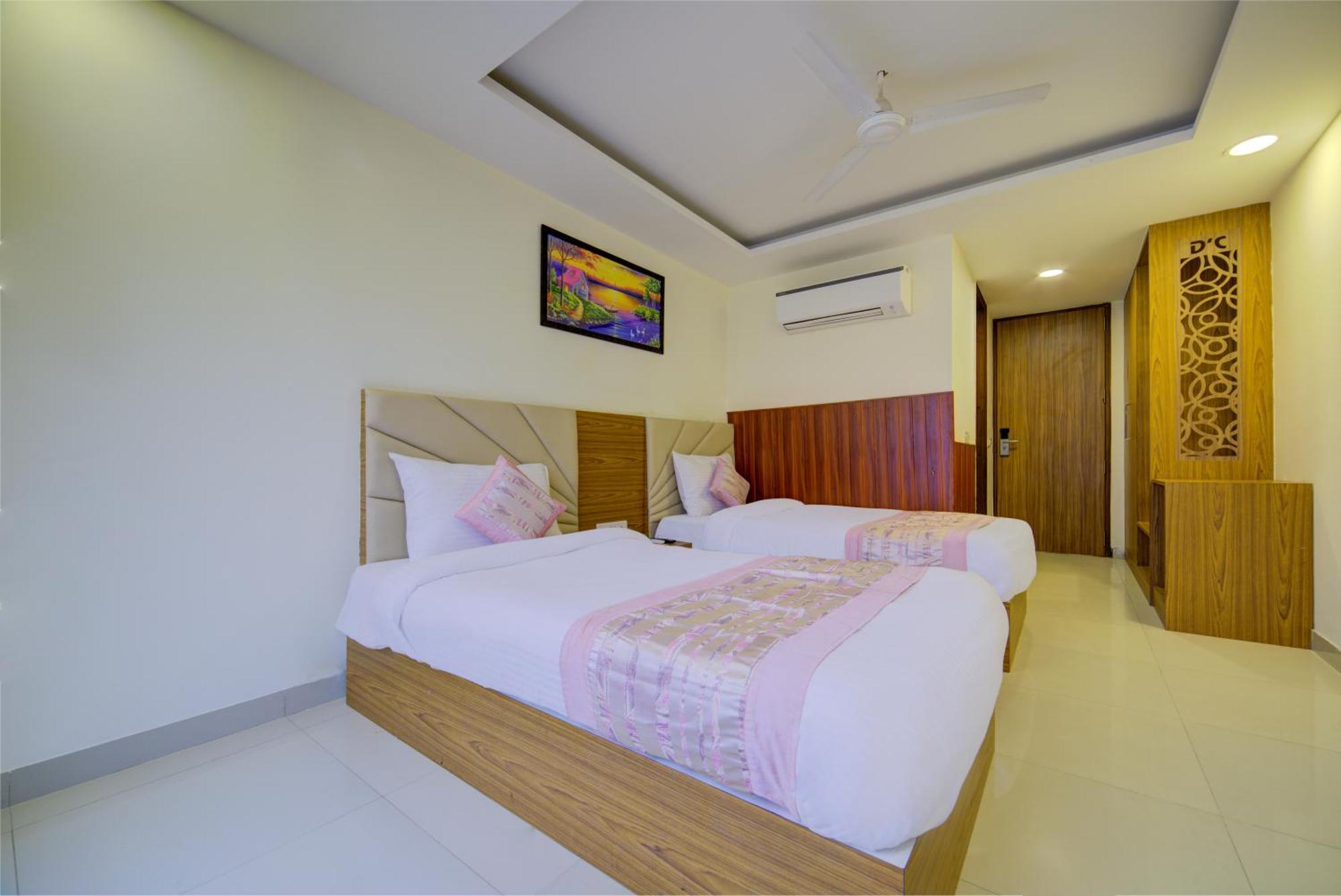 Hotel Grand Suites By D'Capitol Near Delhi Airport New Delhi Exterior foto