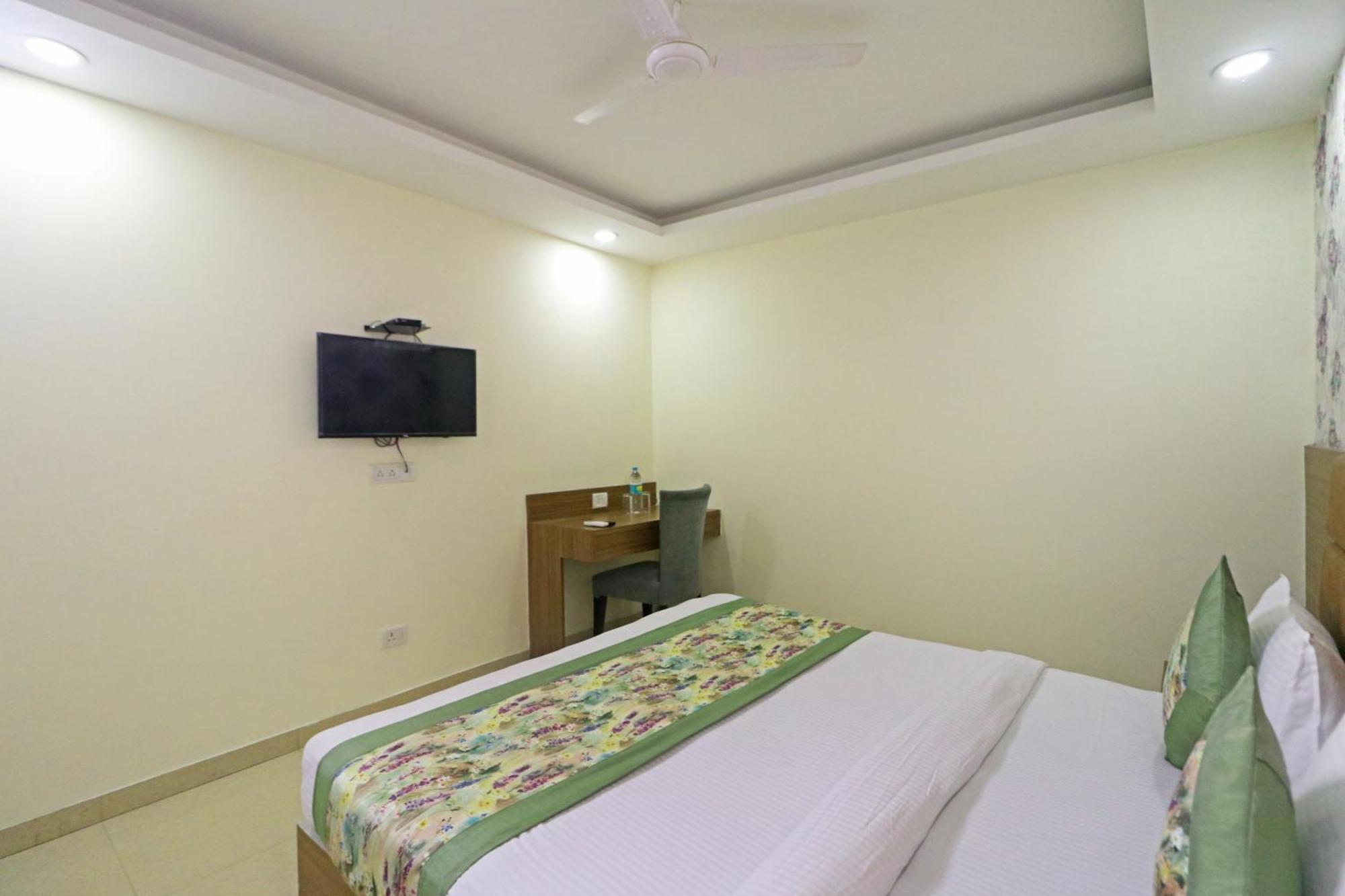 Hotel Grand Suites By D'Capitol Near Delhi Airport New Delhi Exterior foto
